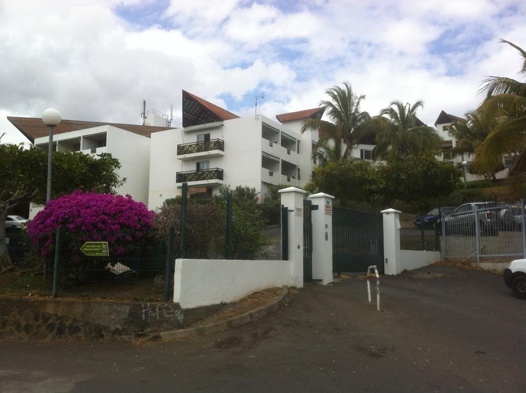 Ferienwohnung A Deux Pas De L'Ocean Saint-Gilles-les-Bains Exterior foto